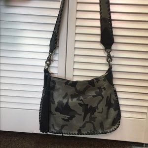 Laggo bag, guitar strap whip stitch